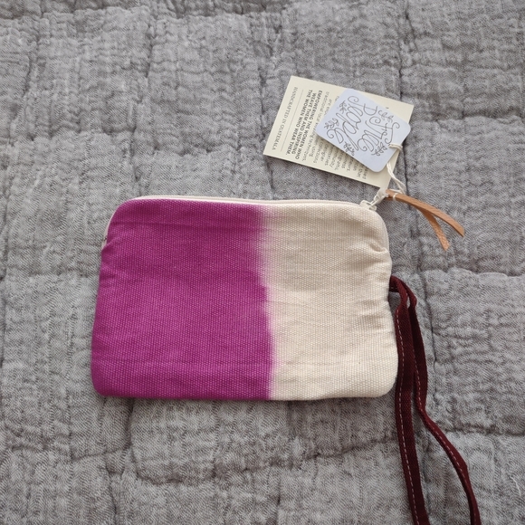 NWT Free People wristlet - Picture 1 of 4